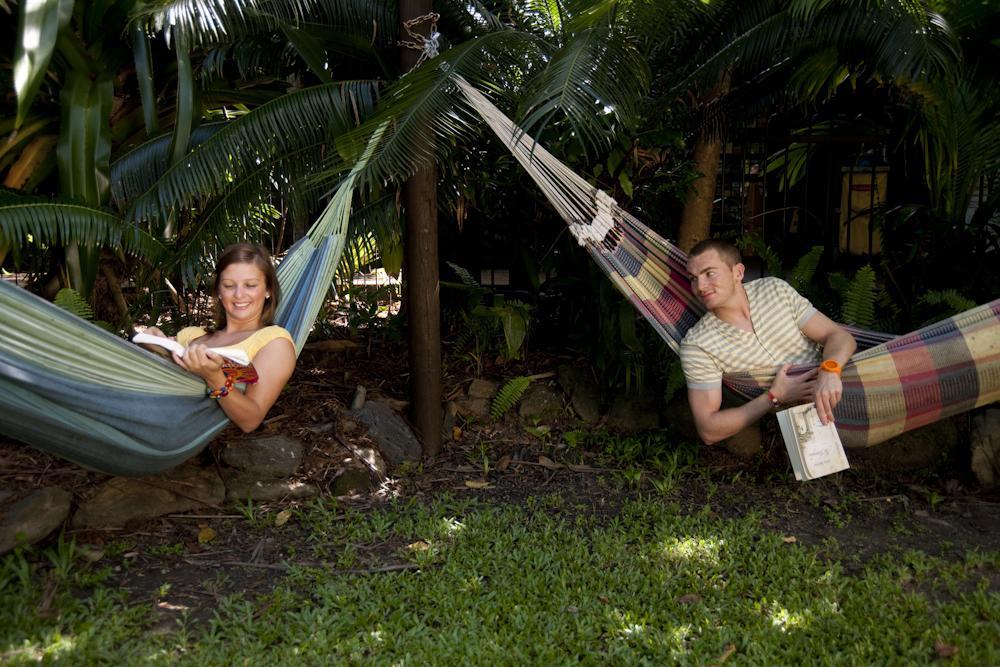 Dougies Backpackers Resort Port Douglas Exterior foto